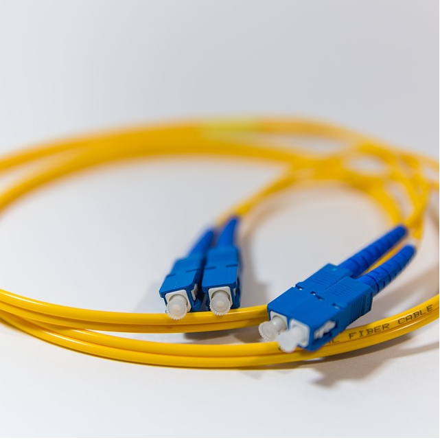 Inspection and Cleaning Method of Optical Fiber Patch Cord End Face